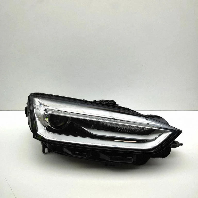 Priekšējais lukturis 4M0907397AA