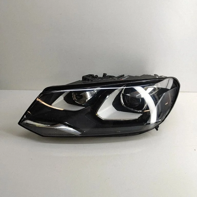 Headlight/headlamp 1ZS01032805