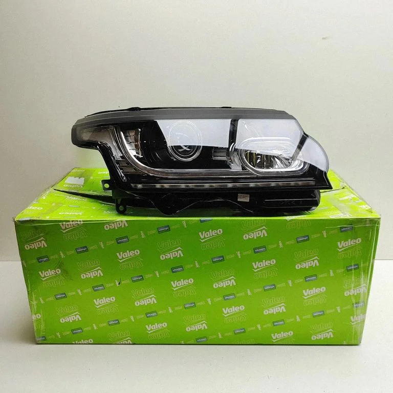 Headlight/headlamp – Land Rover Range Rover L405 (2013-2021)