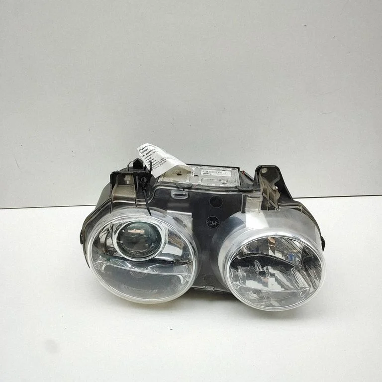 Priekšējais lukturis 2W9313W030KN