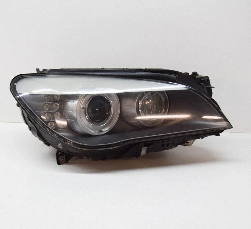 Reflektor – BMW Seria 7 F01 F02 F03 F04 (2008-2016)