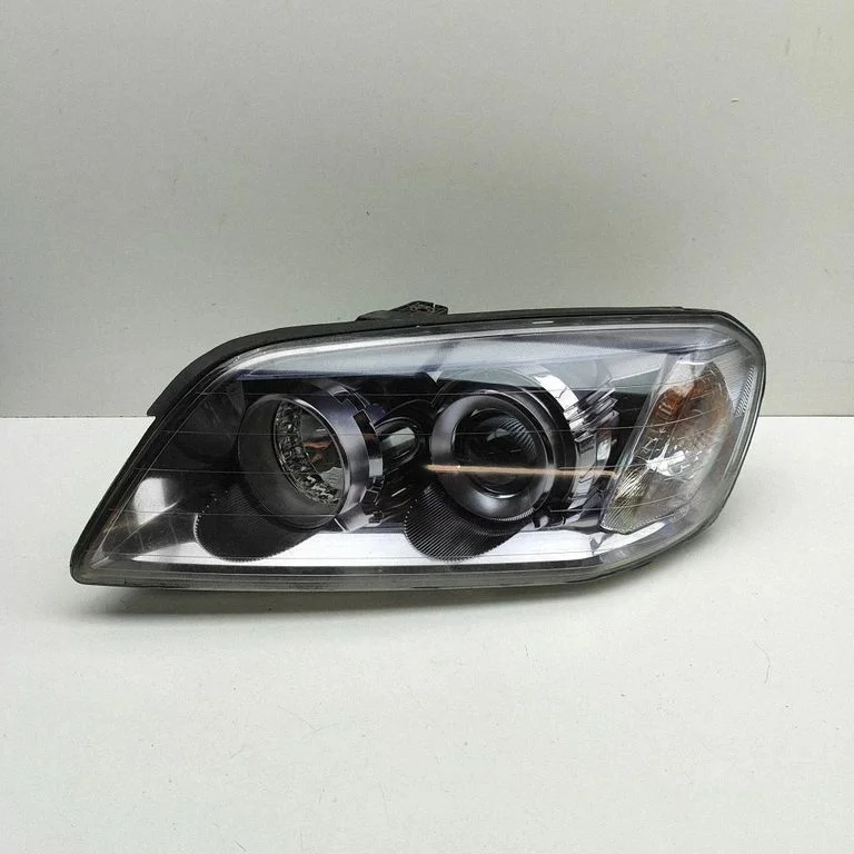 Priekšējais lukturis 96830953