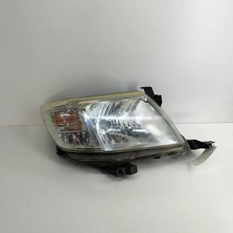 Reflektor 811100K420