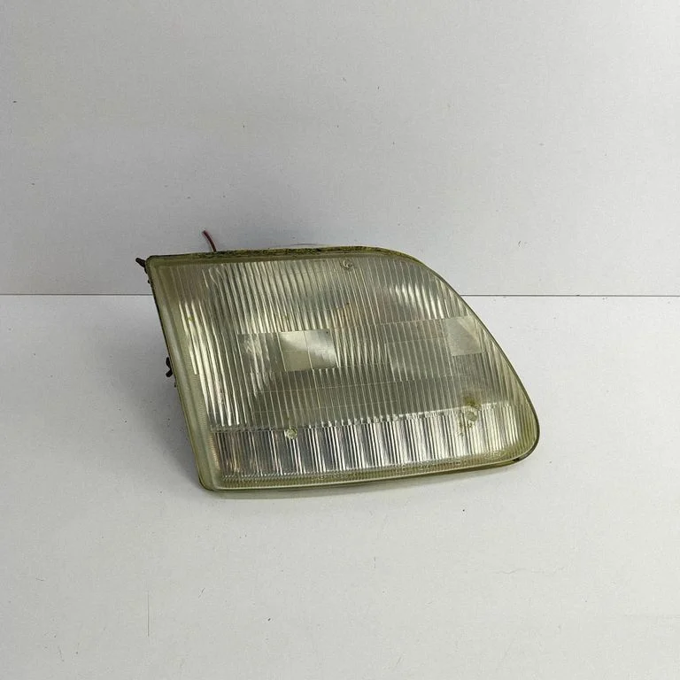 Reflektor F65Z13C192AA