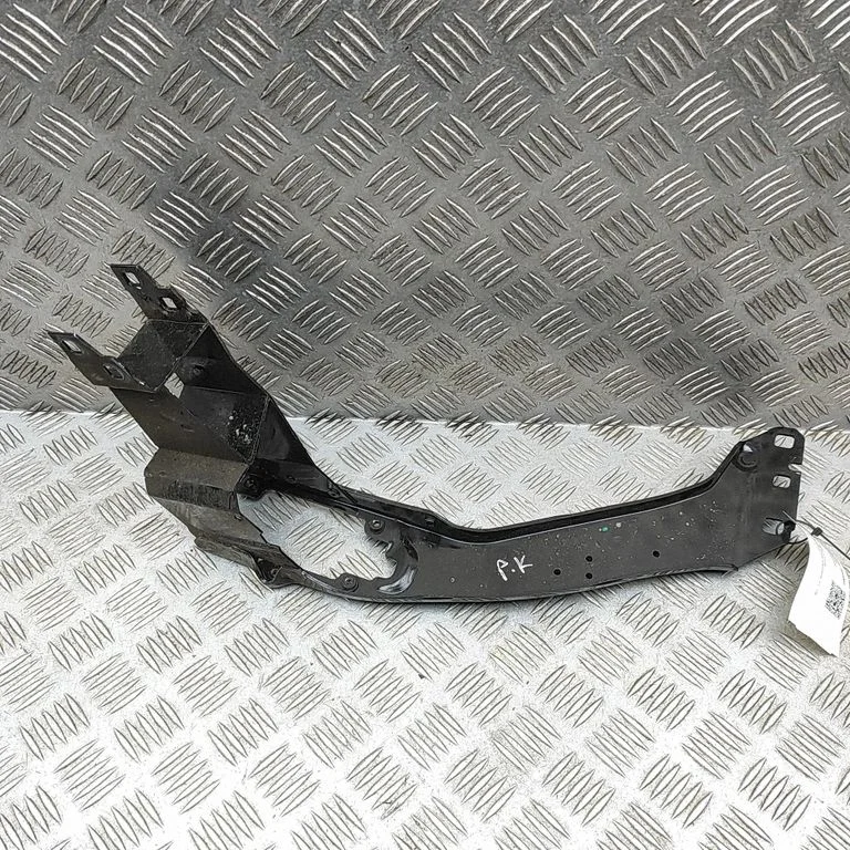 Headlight/headlamp mounting bracket 7426633