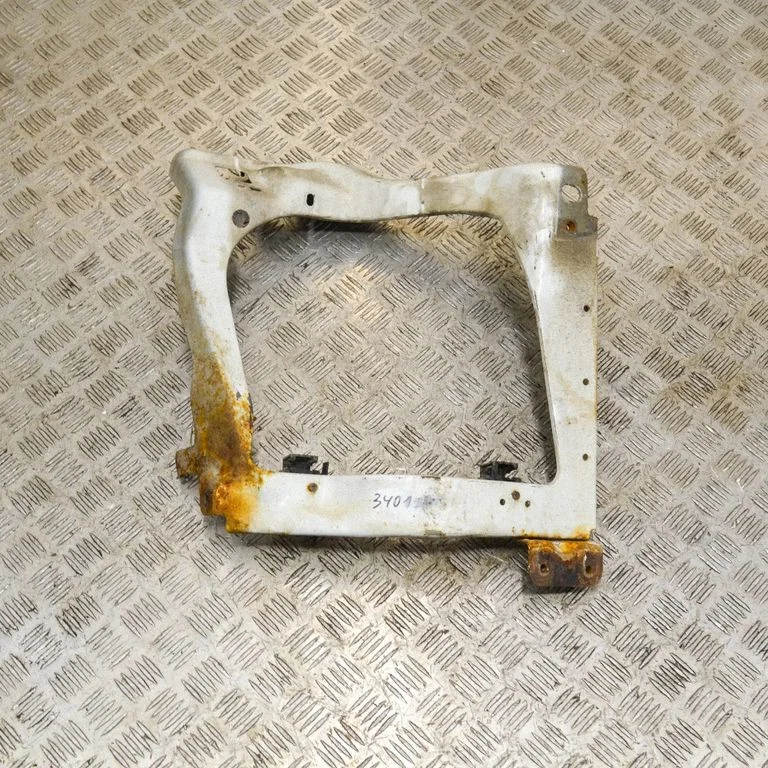 Headlight/headlamp mounting bracket – right