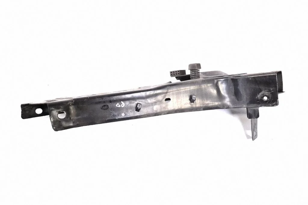 Headlight/headlamp mounting bracket – right
