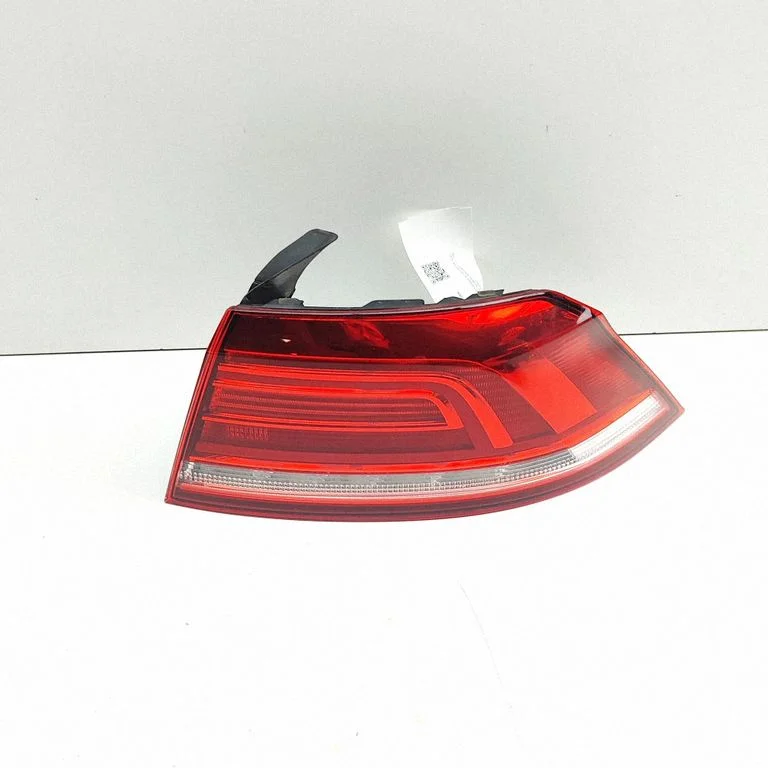 Rear/tail lights 3G5945095C