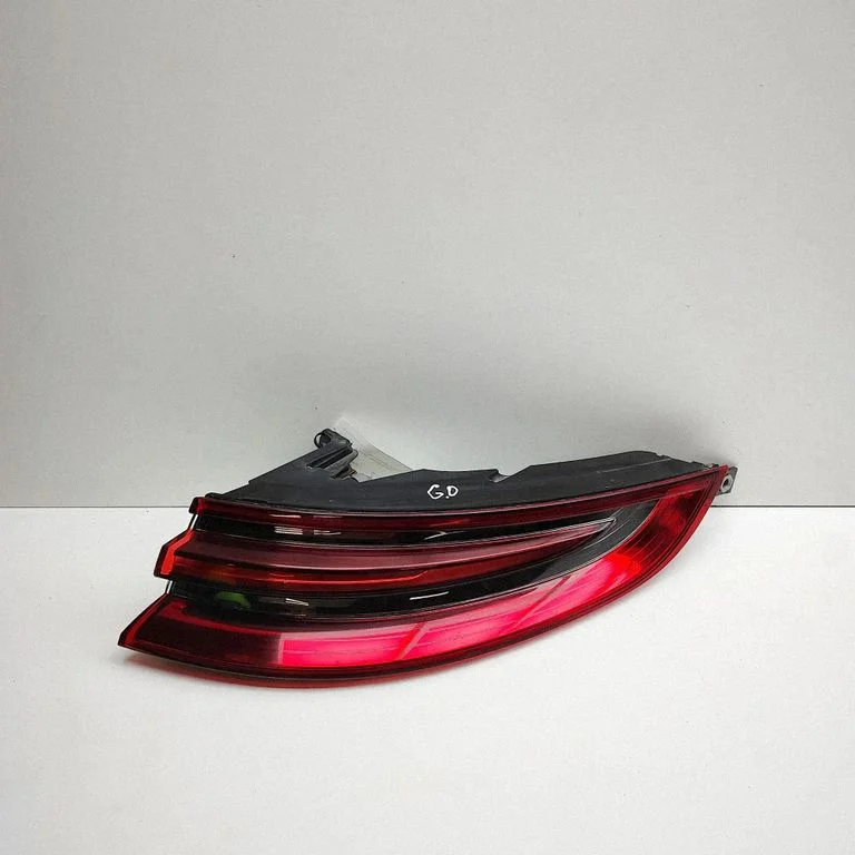 Rear/tail lights 971945092B
