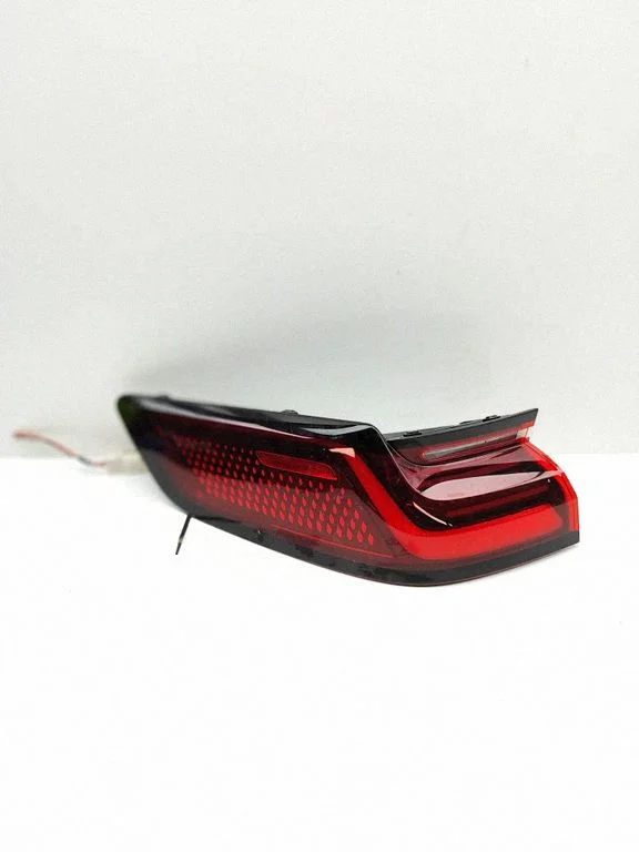 Rear/tail lights SA3HKU4133010