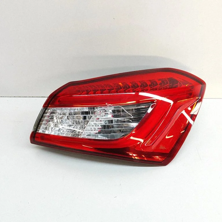 Rear/tail lights 670107148