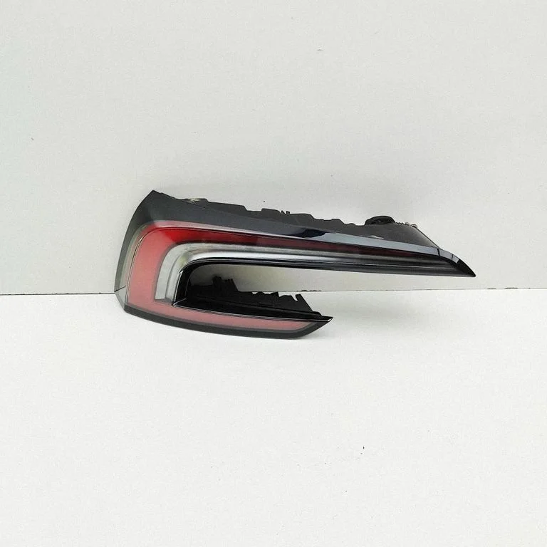 Rear/tail lights – Tesla Model Y (2020-)