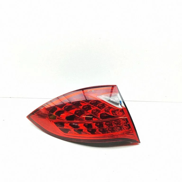 Lampa tylna w błotniku 7P5945095Q