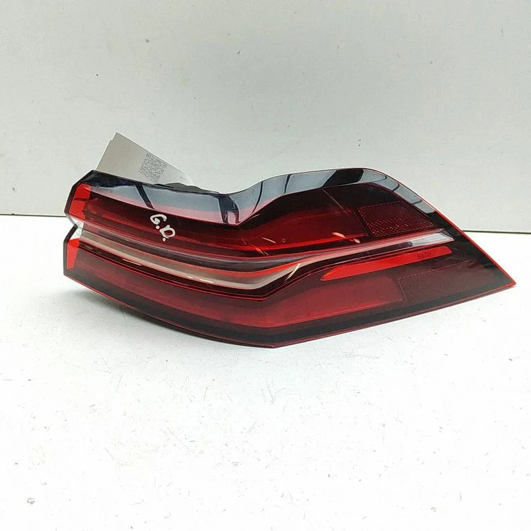 Rear/tail lights 4B0F7D4