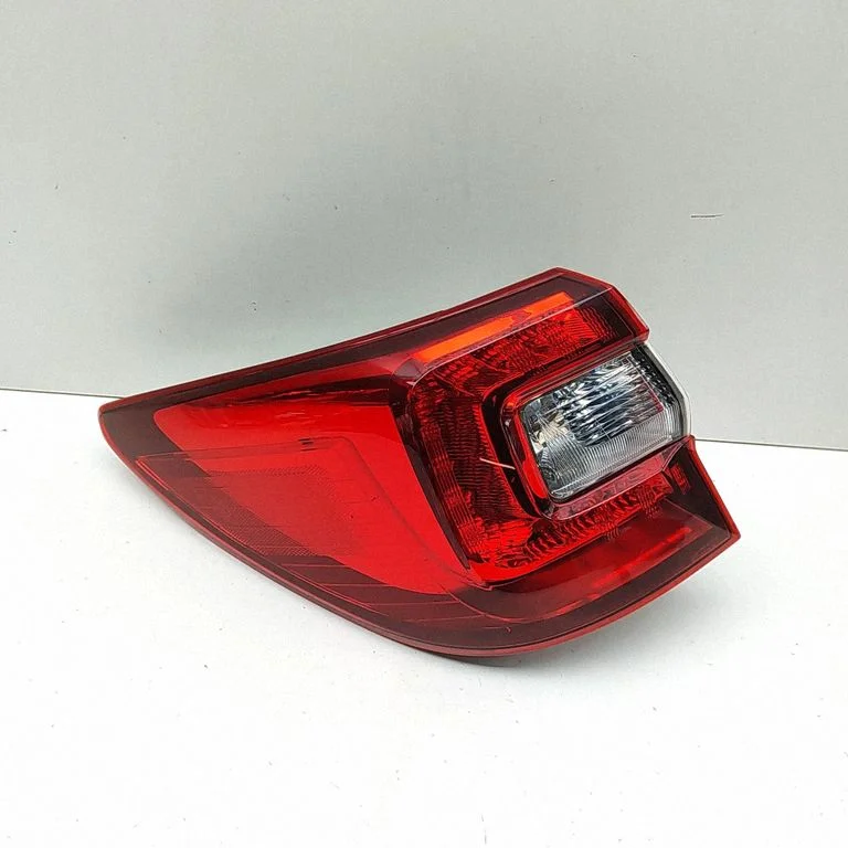 Rear/tail lights 84912AL060
