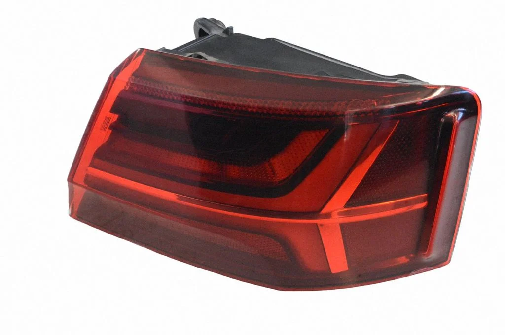 Lampa tylna w błotniku 4G5945096E