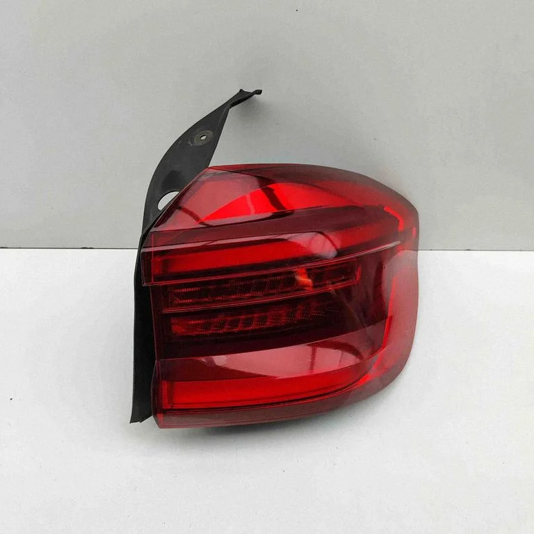 Rear/tail lights 7408738