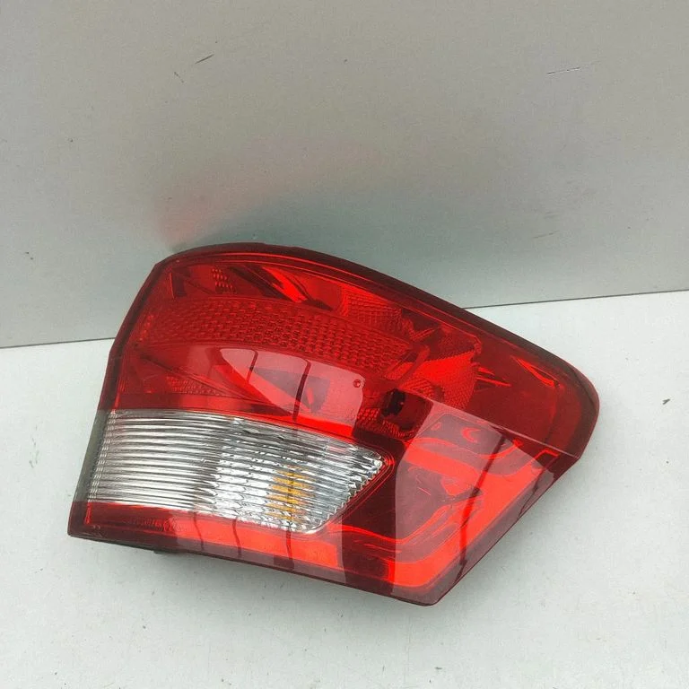 Lampa tylna w błotniku 55079414AF