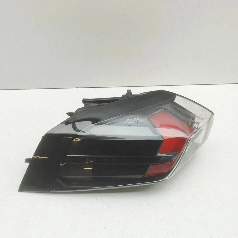 Rear/tail lights 2695010201
