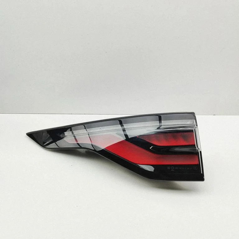 Rear/tail lights – Land Rover Discovery Sport (2014-)