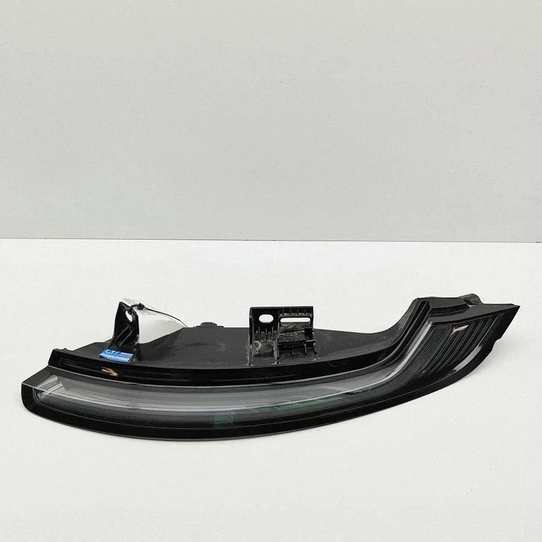 Lampa tylna w błotniku 99294502