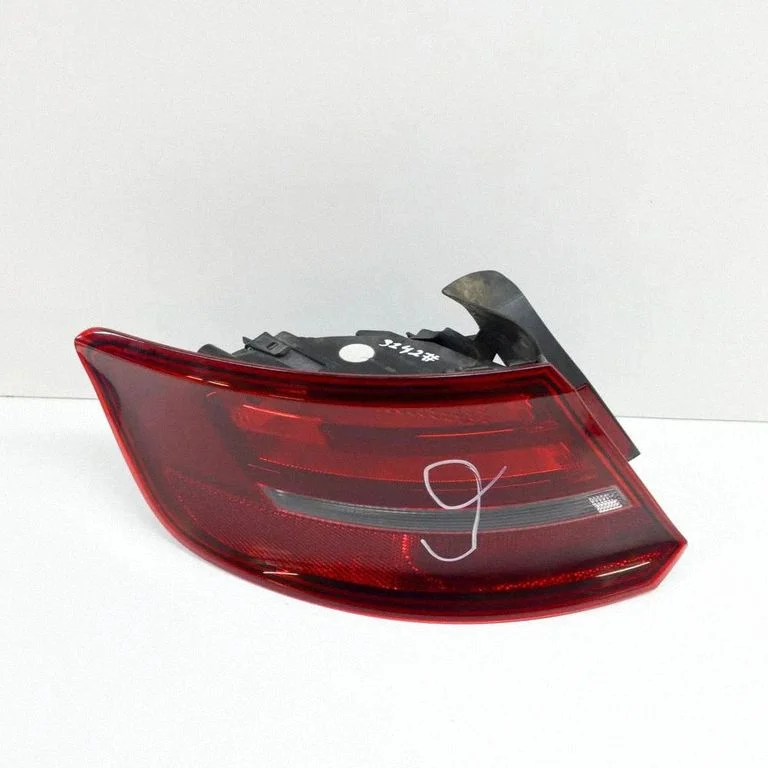 Lampa tylna w błotniku – Audi A3 S3 8V (2013-2019)