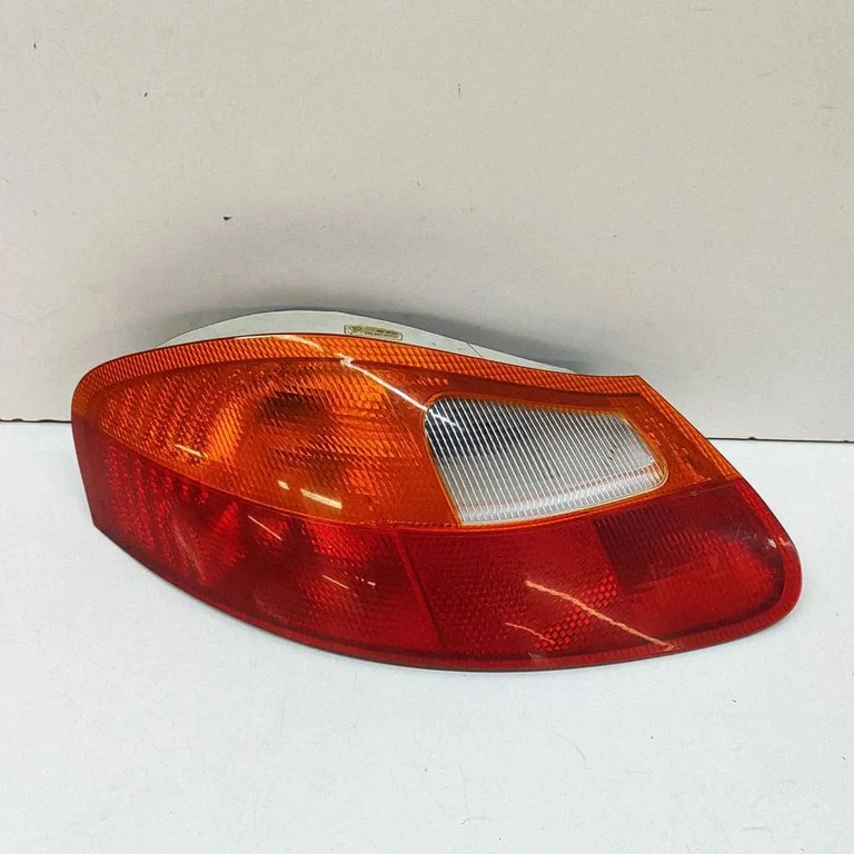 Rear/tail lights 98663140303