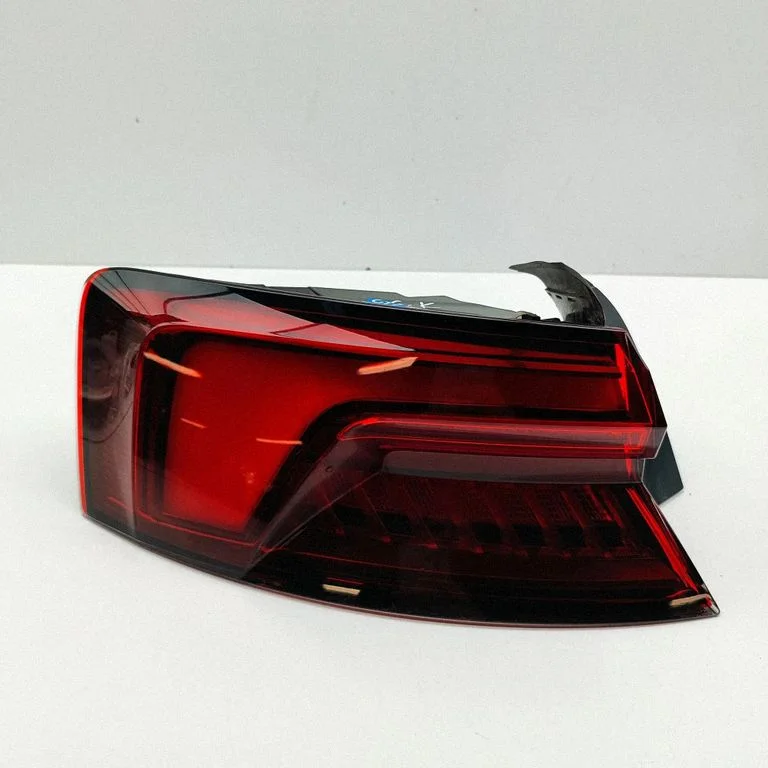 Tagatuli keres 8W6945091J