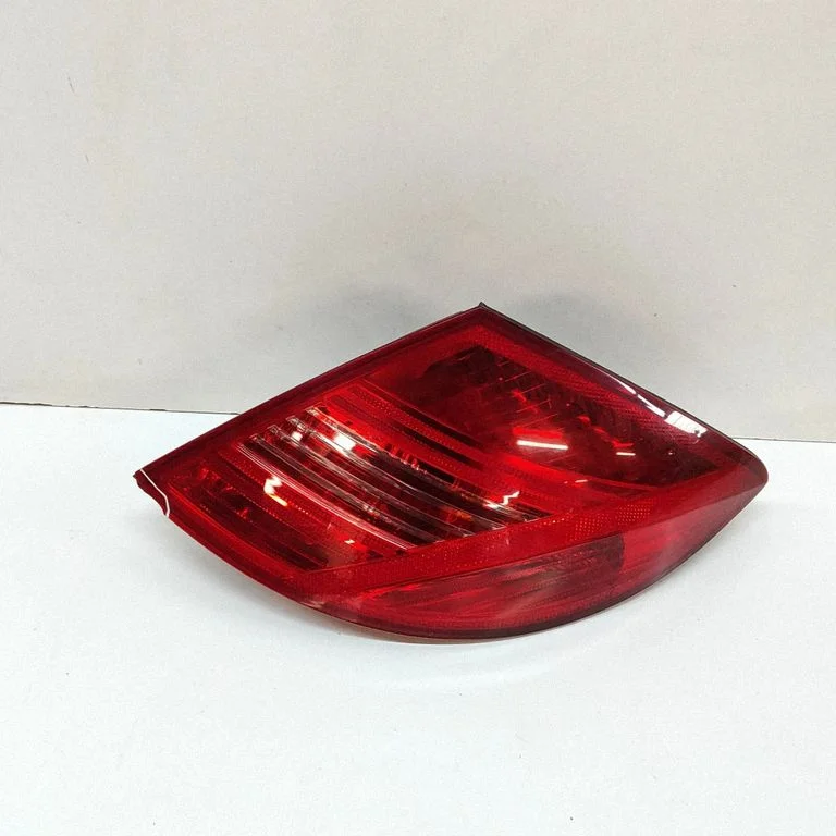 Rear/tail lights A2168201264