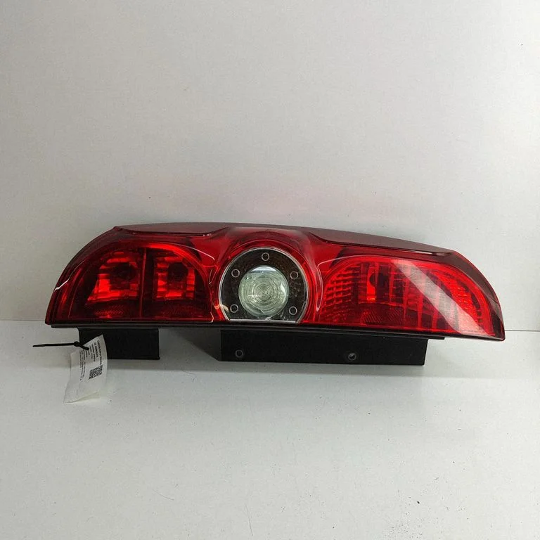 Rear/tail lights 00518106710