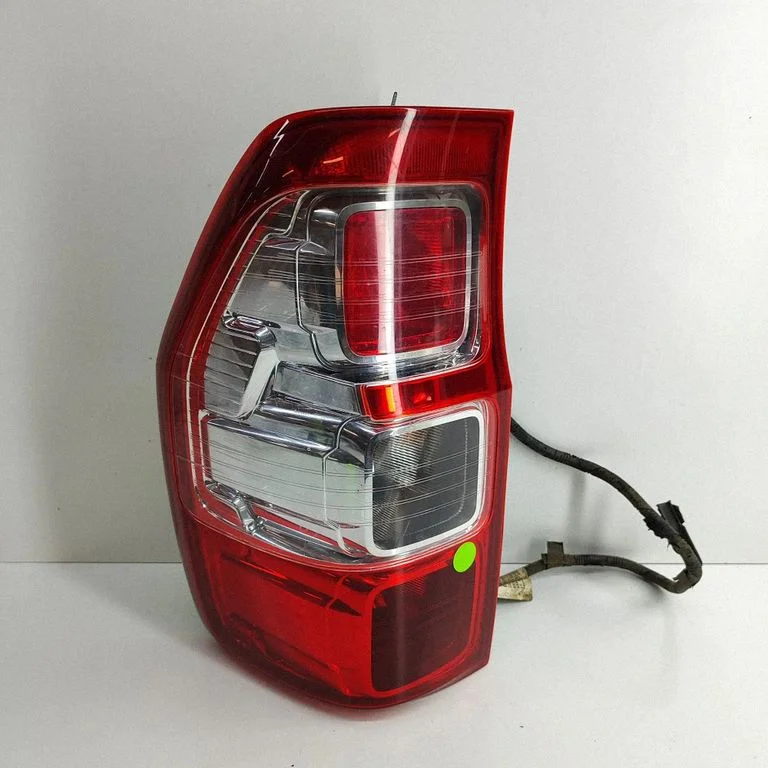 Rear/tail lights – Ford Ranger (2012-2018)