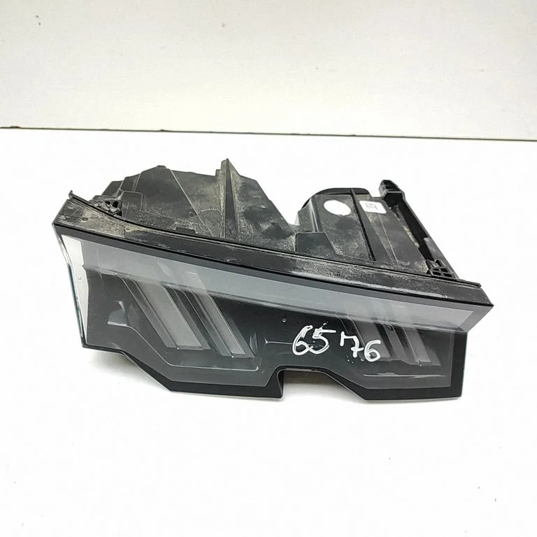 Tailgate rear/tail lights 9839770680