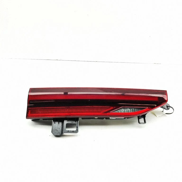 Tailgate rear/tail lights 7421117