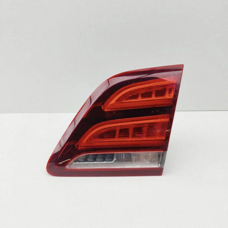 Tailgate rear/tail lights YAP2589414
