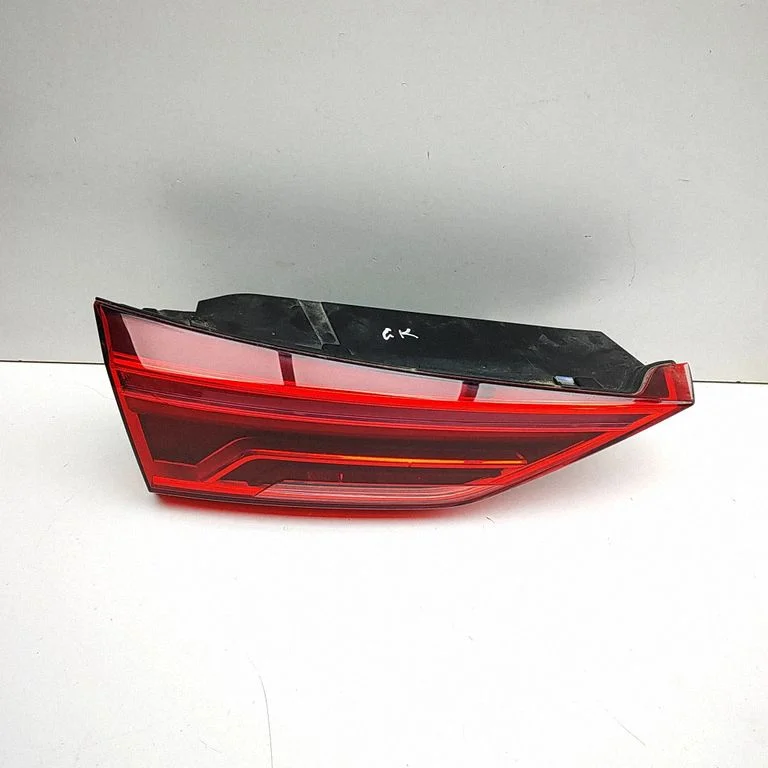 Tailgate rear/tail lights 83A945093A – Audi RS Q8 (2019-)