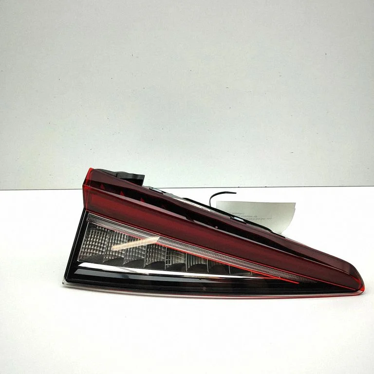 Tagatuli luugil 5LG945307A