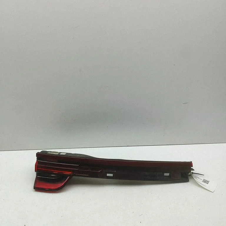 Lampa tylna w klapie 971945207D