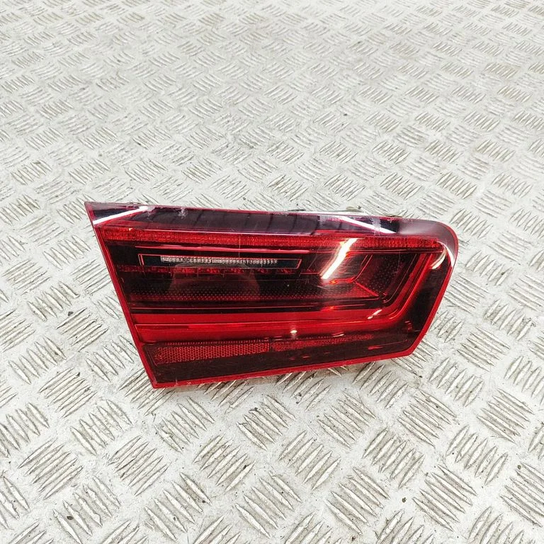 Tailgate rear/tail lights – Audi A6 S6 C7 4G (2011-2018)
