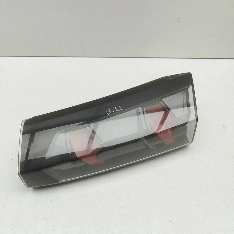 Tailgate rear/tail lights 26950232