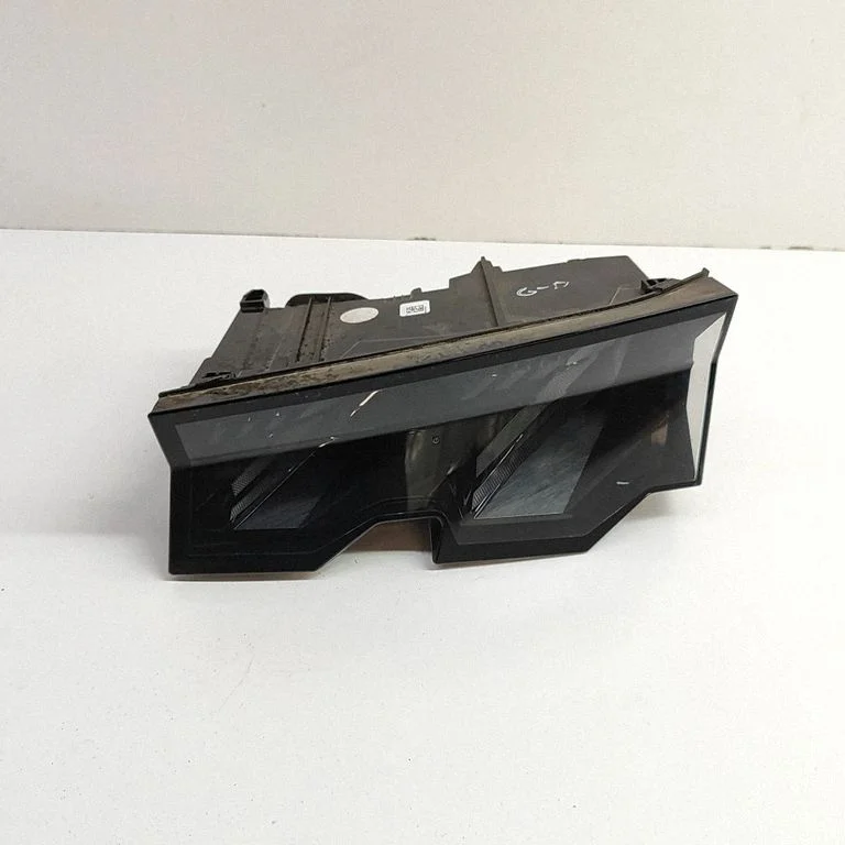 Tailgate rear/tail lights 9842149880