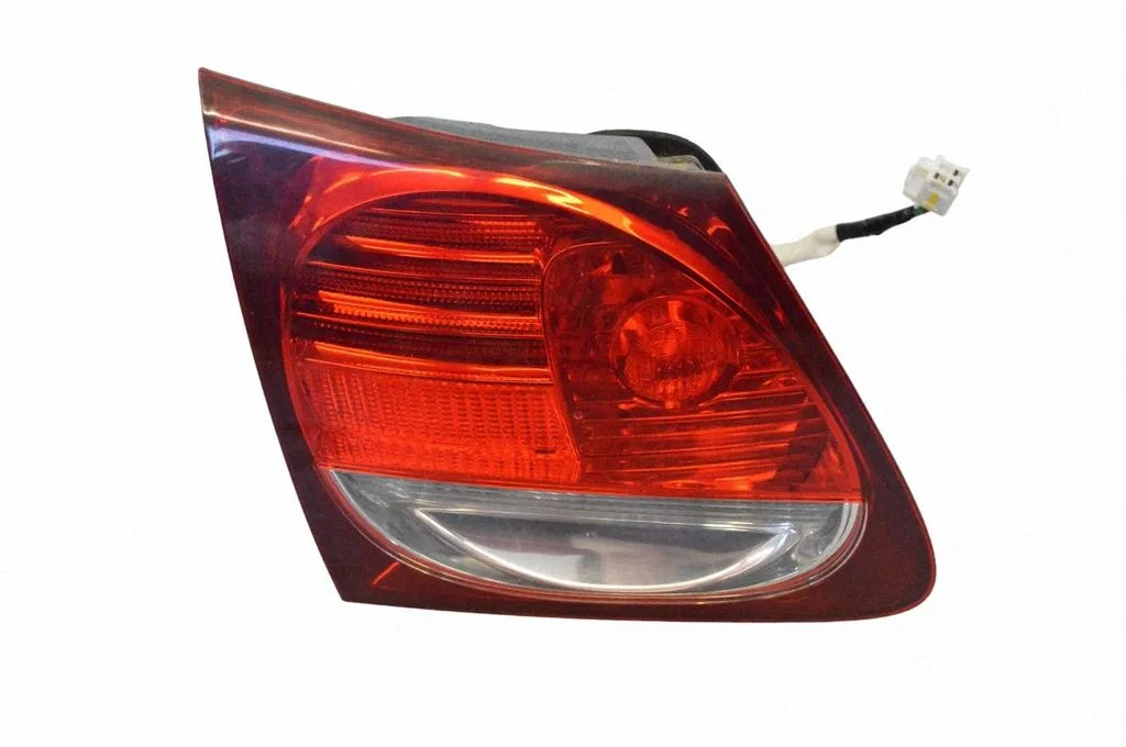 Tailgate rear/tail lights – left