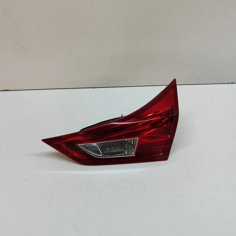 Tailgate rear/tail lights 8158102460