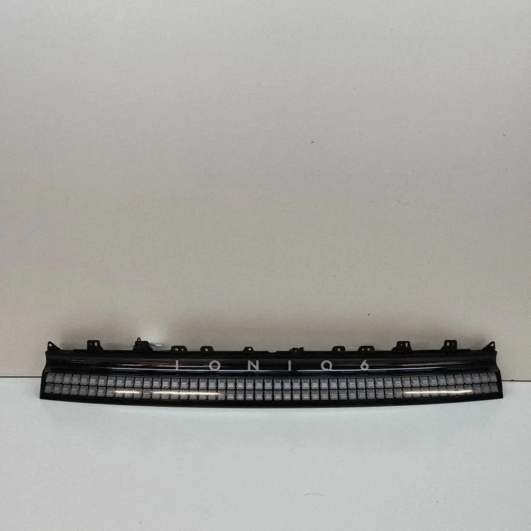 Tailgate rear/tail lights 92403KL000