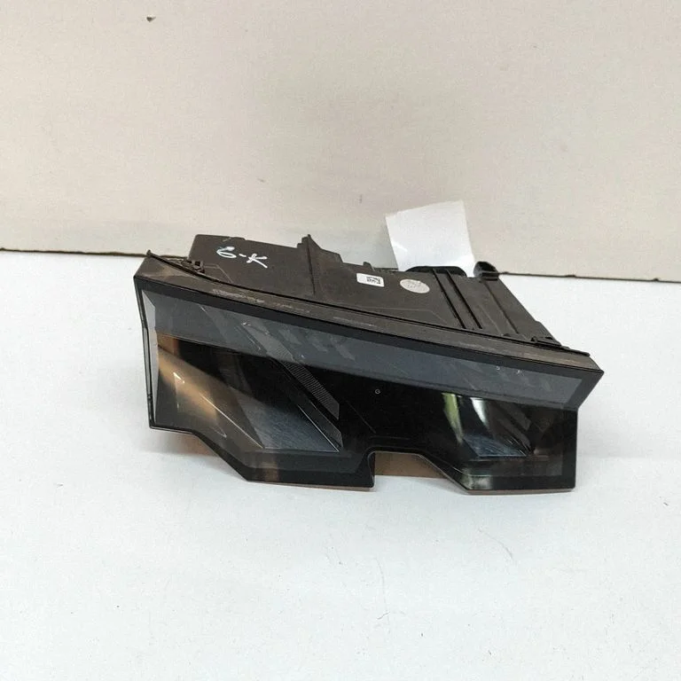 Lampa tylna w klapie 9842150080