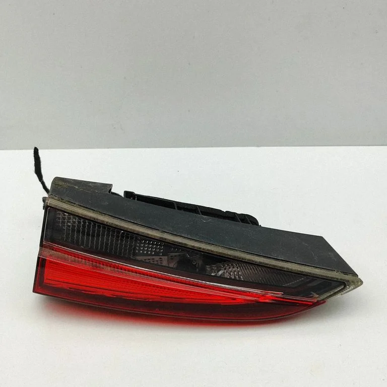 Tailgate rear/tail lights 658945094