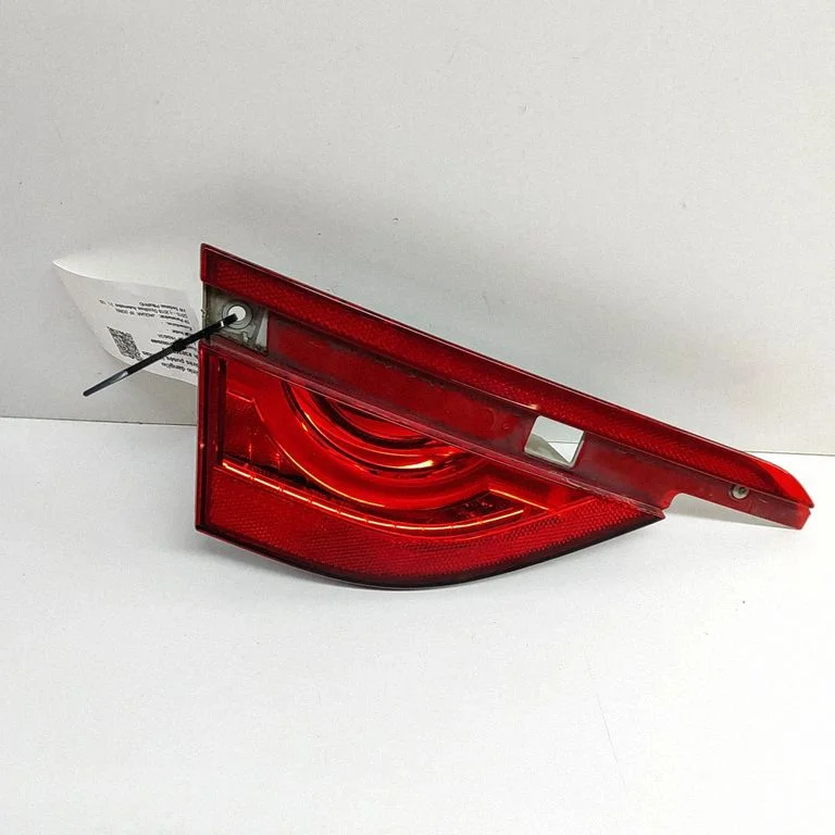 Tailgate rear/tail lights GX6315K273AF