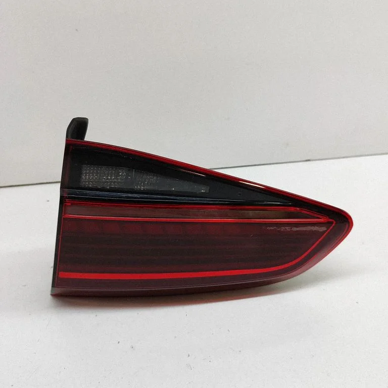 Tailgate rear/tail lights – Volkswagen e-Golf (2014-)
