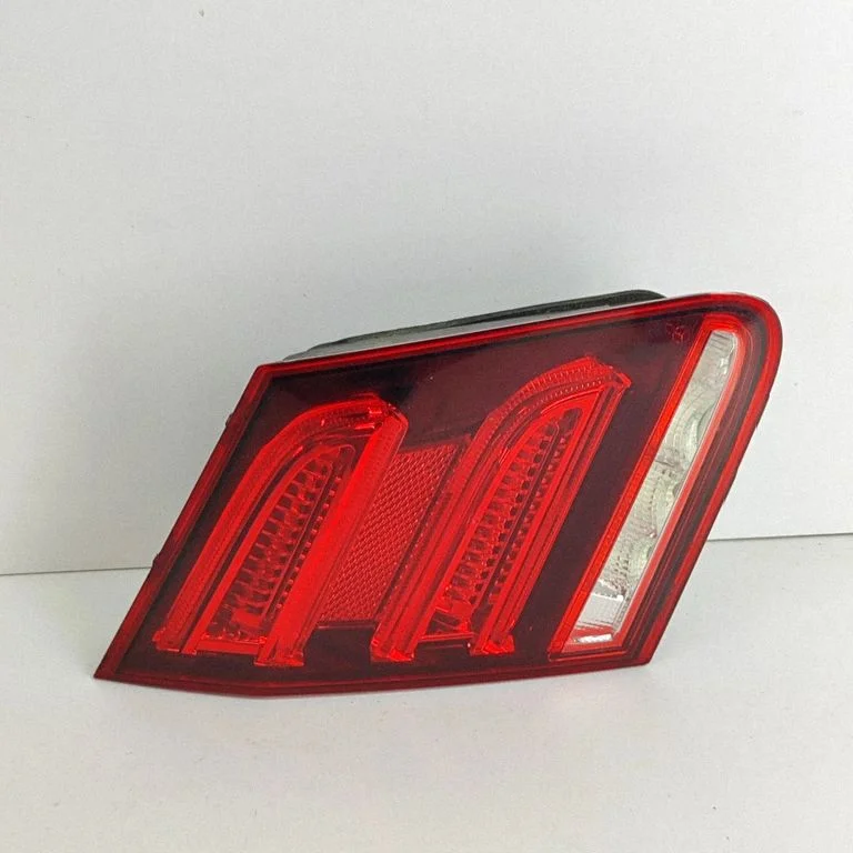 Tailgate rear/tail lights – Mercedes-Benz E-Class W212 (2009-2016)