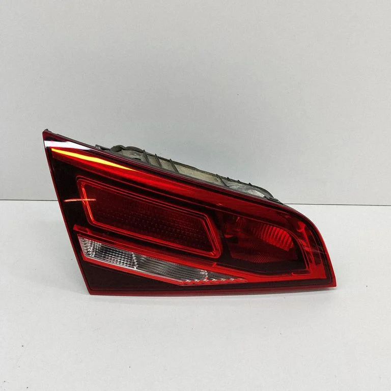 Tailgate rear/tail lights – Audi A3 S3 8P (2003-2012)
