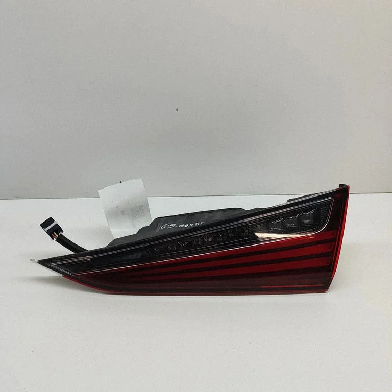 Tagatuli luugil 8158033472 – Lexus ES VII XZ10 (2018-2021)